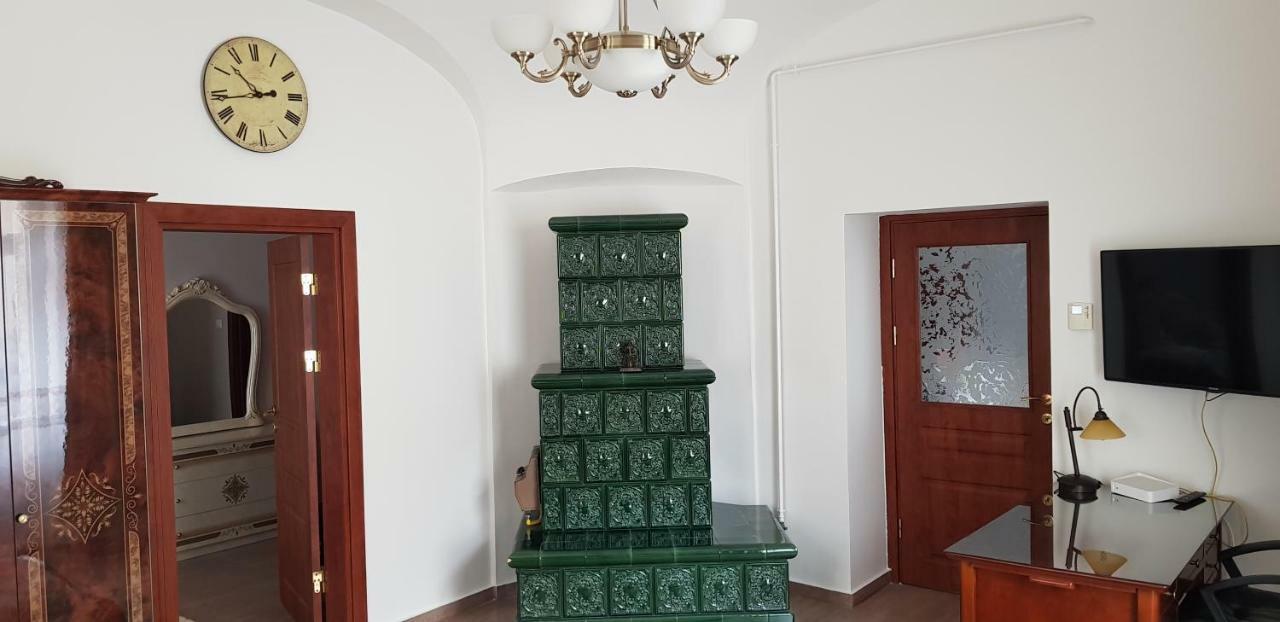 My-Lord LuxApartman Eger Extérieur photo