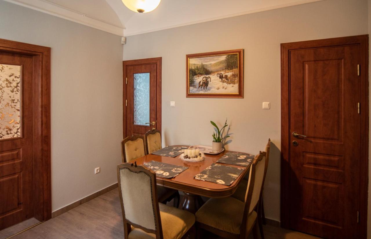 My-Lord LuxApartman Eger Extérieur photo